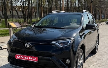 Toyota RAV4, 2018 год, 2 900 000 рублей, 1 фотография