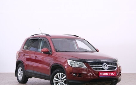 Volkswagen Tiguan I, 2010 год, 919 000 рублей, 1 фотография
