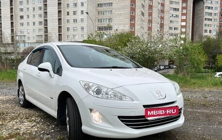 Peugeot 408 I рестайлинг, 2014 год, 750 000 рублей, 2 фотография