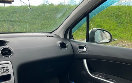 Peugeot 408 I рестайлинг, 2014 год, 750 000 рублей, 19 фотография