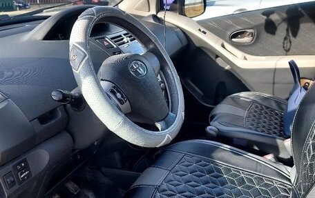 Toyota Yaris III рестайлинг, 2008 год, 625 000 рублей, 9 фотография