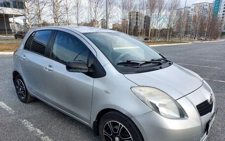 Toyota Yaris III рестайлинг, 2008 год, 625 000 рублей, 15 фотография