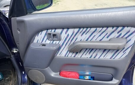 Toyota Land Cruiser Prado 90 рестайлинг, 1997 год, 850 000 рублей, 13 фотография
