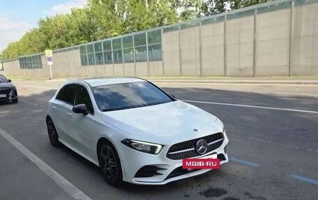 Mercedes-Benz A-Класс, 2020 год, 3 000 000 рублей, 9 фотография