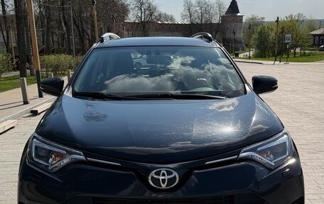 Toyota RAV4, 2018 год, 2 900 000 рублей, 3 фотография