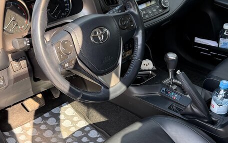 Toyota RAV4, 2018 год, 2 900 000 рублей, 8 фотография