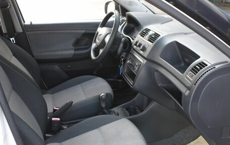Skoda Fabia II, 2009 год, 550 000 рублей, 12 фотография