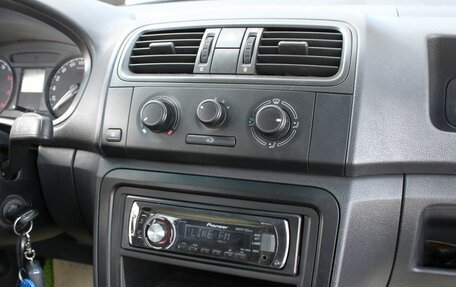 Skoda Fabia II, 2009 год, 550 000 рублей, 17 фотография