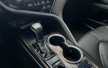 Toyota Camry, 2020 год, 2 850 000 рублей, 13 фотография