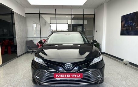 Toyota Camry, 2020 год, 2 850 000 рублей, 2 фотография