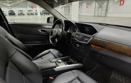 Mercedes-Benz E-Класс, 2012 год, 1 590 000 рублей, 13 фотография