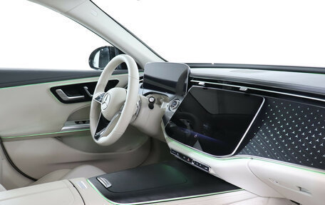 Mercedes-Benz E-Класс, 2025 год, 7 800 000 рублей, 9 фотография