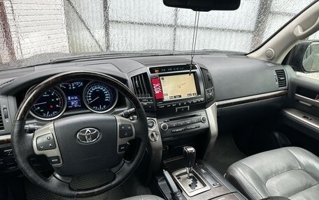 Toyota Land Cruiser 200, 2008 год, 2 990 000 рублей, 17 фотография