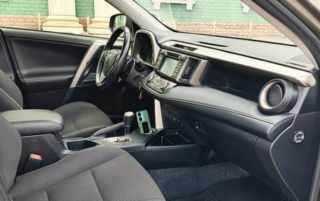 Toyota RAV4, 2014 год, 1 940 000 рублей, 8 фотография