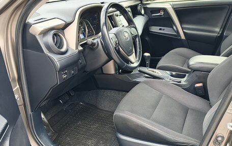 Toyota RAV4, 2014 год, 1 940 000 рублей, 10 фотография