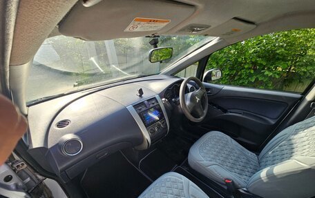 Mitsubishi Colt VI рестайлинг, 2002 год, 450 000 рублей, 4 фотография