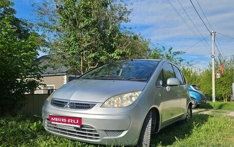 Mitsubishi Colt VI рестайлинг, 2002 год, 450 000 рублей, 9 фотография
