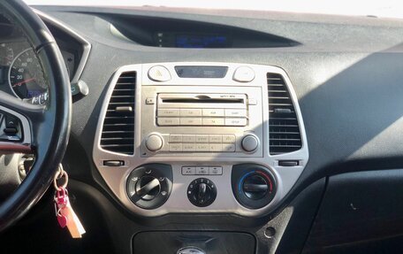 Hyundai i20 IB рестайлинг, 2010 год, 755 000 рублей, 12 фотография