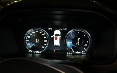 Volvo V90 Cross Country I рестайлинг, 2019 год, 3 450 000 рублей, 10 фотография