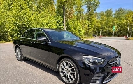 Mercedes-Benz E-Класс, 2022 год, 5 700 000 рублей, 7 фотография