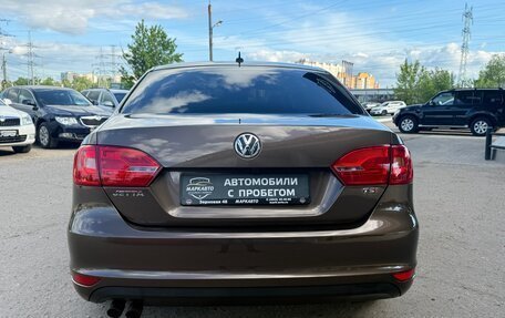 Volkswagen Jetta VI, 2013 год, 1 065 000 рублей, 9 фотография
