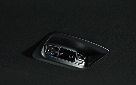 Mercedes-Benz V-Класс, 2026 год, 14 400 000 рублей, 25 фотография