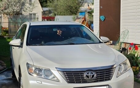 Toyota Camry, 2012 год, 2 250 000 рублей, 5 фотография
