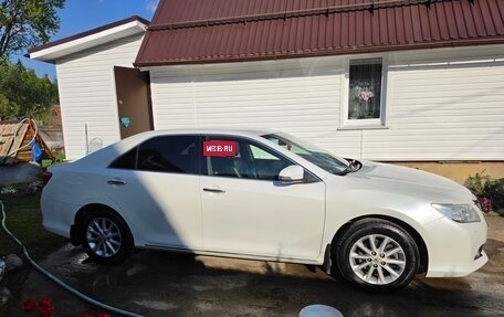 Toyota Camry, 2012 год, 2 250 000 рублей, 6 фотография