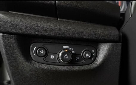 Opel Insignia II рестайлинг, 2019 год, 11 фотография