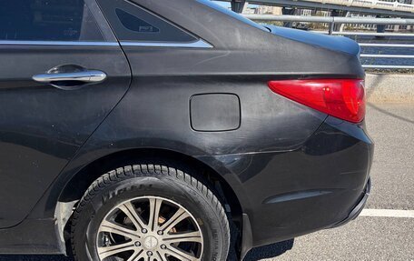 Hyundai Sonata VI, 2009 год, 649 000 рублей, 24 фотография