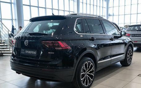 Volkswagen Tiguan II, 2018 год, 2 930 000 рублей, 9 фотография