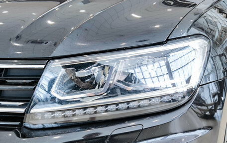 Volkswagen Tiguan II, 2018 год, 2 930 000 рублей, 21 фотография