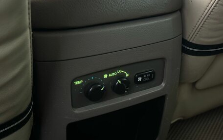 Toyota Land Cruiser Prado 120 рестайлинг, 2007 год, 2 149 000 рублей, 12 фотография