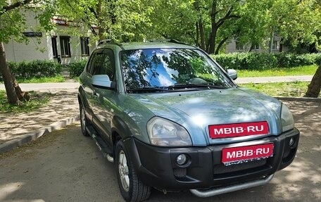 Hyundai Tucson III, 2005 год, 750 000 рублей, 1 фотография