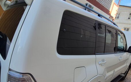 Mitsubishi Pajero IV, 2014 год, 2 200 000 рублей, 14 фотография