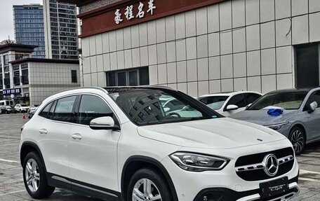 Mercedes-Benz GLA, 2022 год, 1 893 000 рублей, 3 фотография