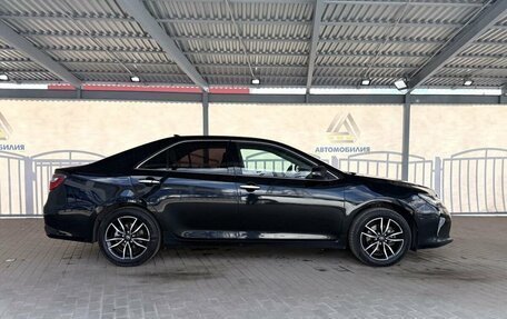 Toyota Camry, 2017 год, 2 249 000 рублей, 6 фотография