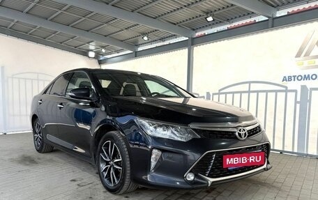 Toyota Camry, 2017 год, 2 249 000 рублей, 7 фотография