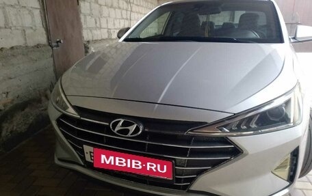 Hyundai Elantra VI рестайлинг, 2018 год, 1 400 000 рублей, 1 фотография