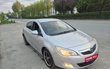 Opel Astra J, 2012 год, 650 000 рублей, 3 фотография