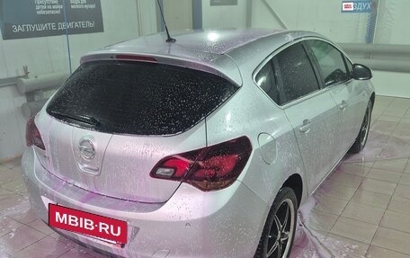Opel Astra J, 2012 год, 650 000 рублей, 14 фотография