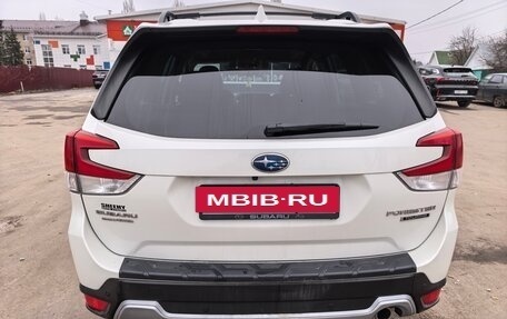 Subaru Forester, 2021 год, 3 900 000 рублей, 2 фотография