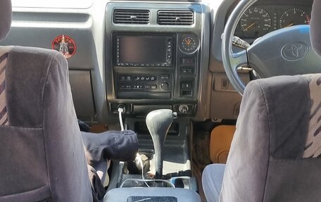 Toyota Land Cruiser Prado 90 рестайлинг, 1997 год, 820 000 рублей, 12 фотография