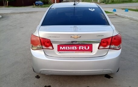 Chevrolet Cruze II, 2012 год, 650 000 рублей, 2 фотография