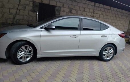 Hyundai Elantra VI рестайлинг, 2018 год, 1 400 000 рублей, 2 фотография