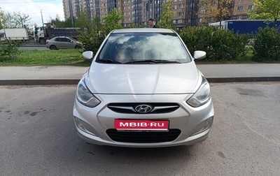 Hyundai Solaris II рестайлинг, 2011 год, 720 000 рублей, 1 фотография