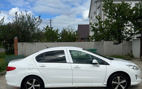 Peugeot 408 I рестайлинг, 2014 год, 700 000 рублей, 3 фотография