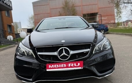 Mercedes-Benz E-Класс, 2015 год, 2 340 000 рублей, 2 фотография
