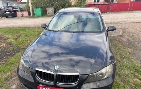 BMW 3 серия, 2006 год, 1 200 000 рублей, 10 фотография