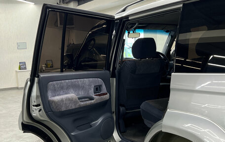 Toyota Land Cruiser Prado 90 рестайлинг, 2000 год, 1 437 000 рублей, 15 фотография